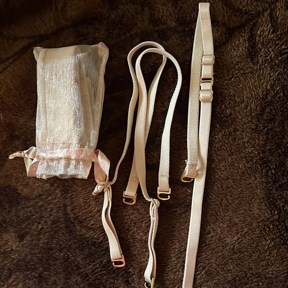 Victoria’s Secret Very Sexy Bra - Picture 9 of 11